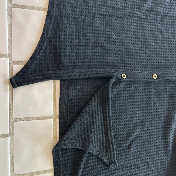 Plus Size Black Waffle Knit Tie Front Tee – Miholl (XXL, Relaxed Fit) - Picture 4 of 12